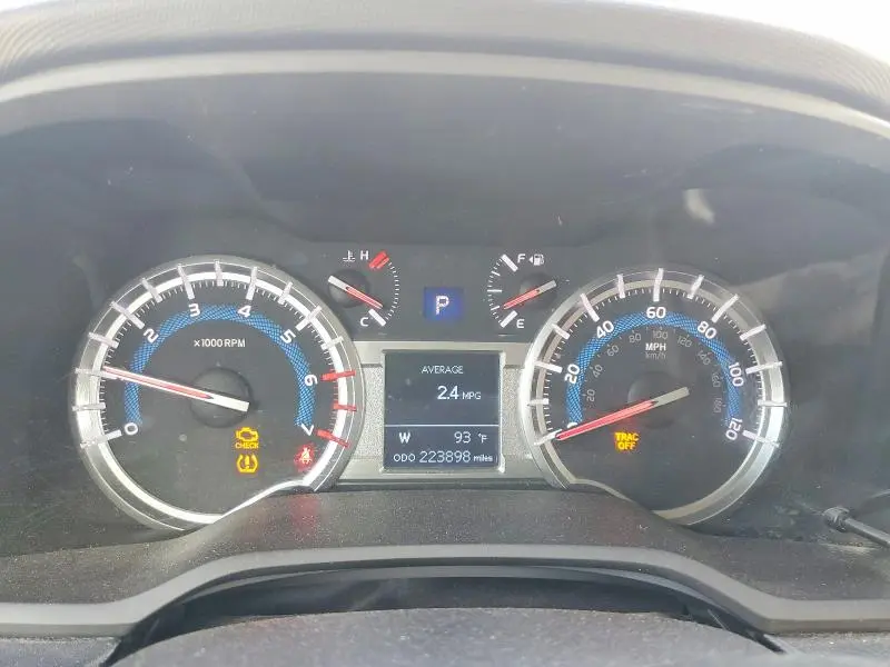 2018 TOYOTA 4RUNNER SR5  