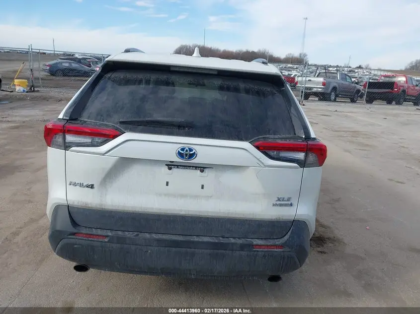 2021 TOYOTA RAV4 HYBRID XLE PREMIUM