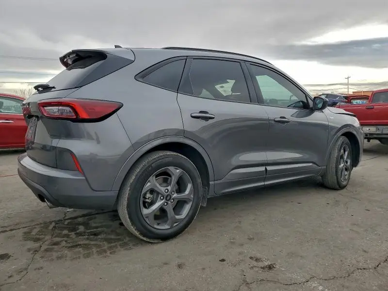 2023 FORD ESCAPE ST LINE  