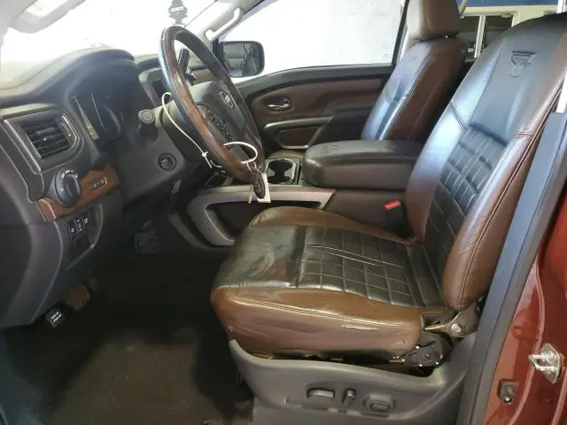 2017 NISSAN TITAN SV  