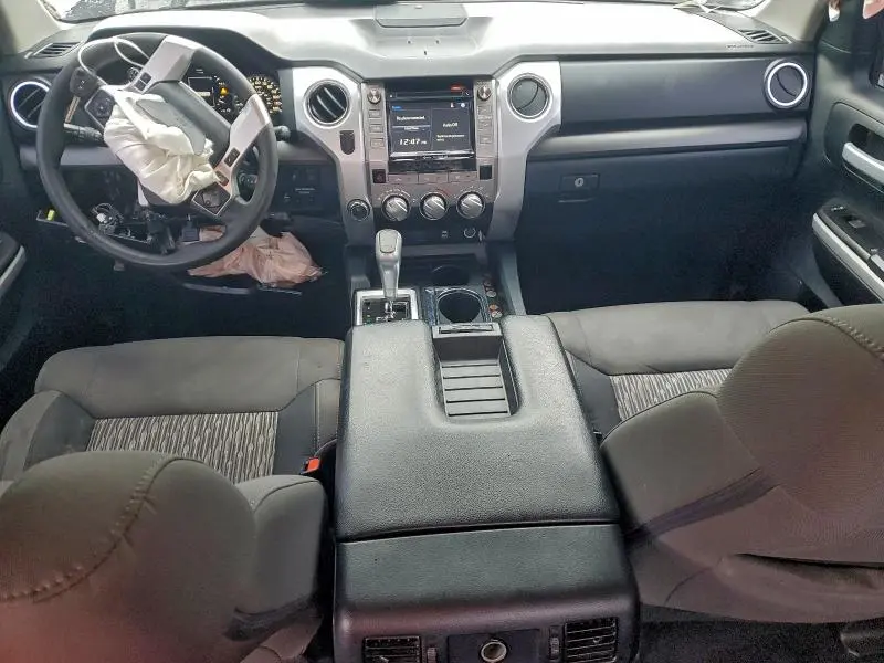 2019 TOYOTA TUNDRA CREWMAX SR5  