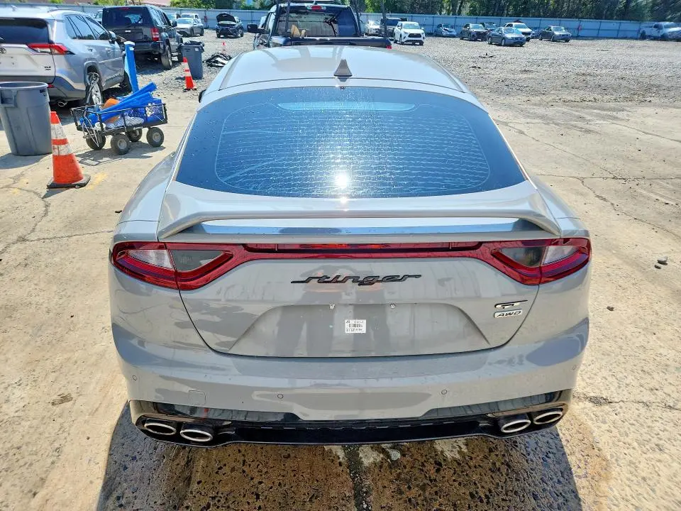 2019 KIA STINGER GT  