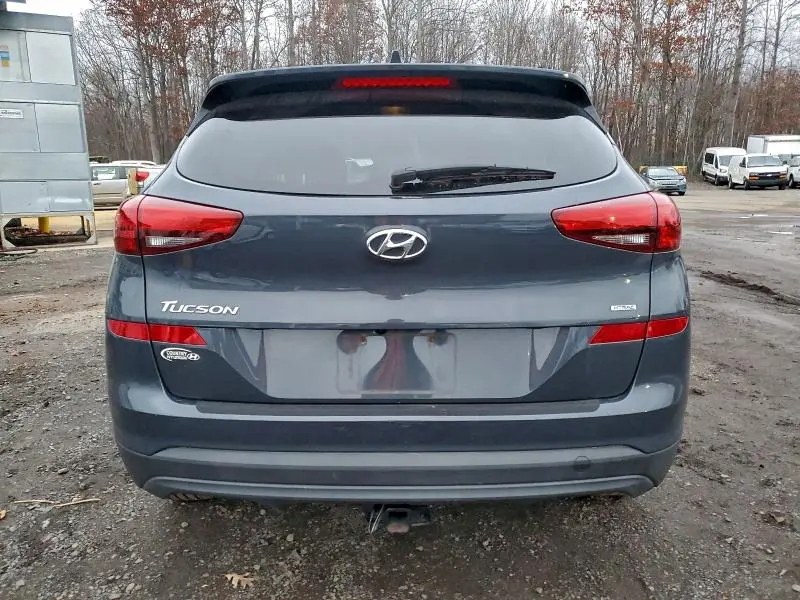 2020 HYUNDAI TUCSON SE  