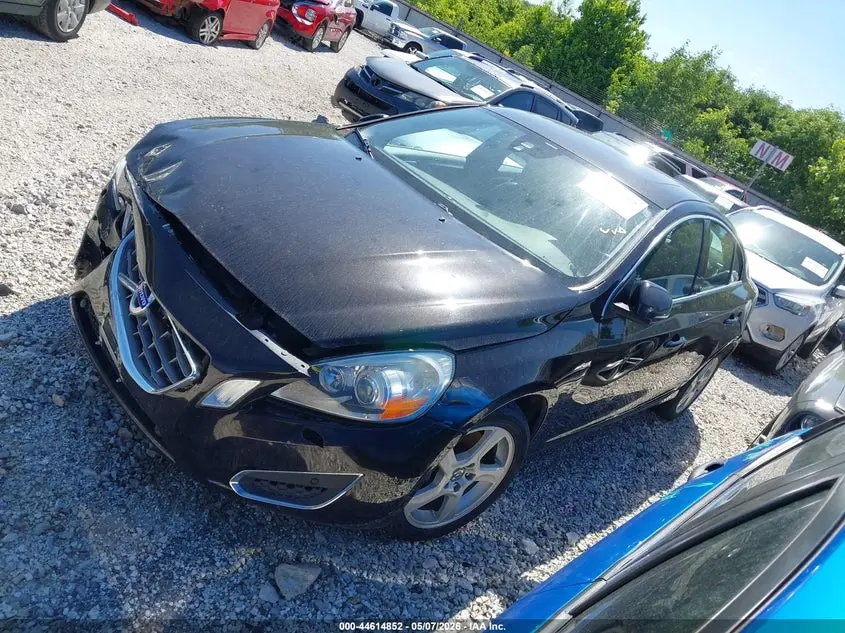 2013 VOLVO S60 T5/T5 PLATINUM/T5 PREMIER/T5 PREMIER PLUS