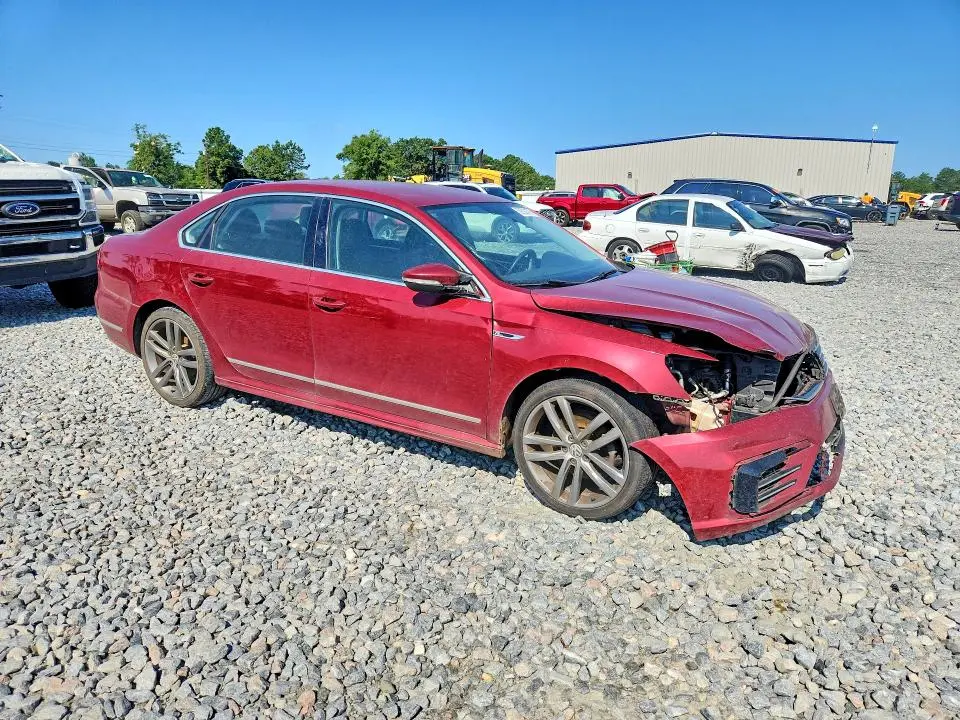 2017 VOLKSWAGEN PASSAT R-LINE  