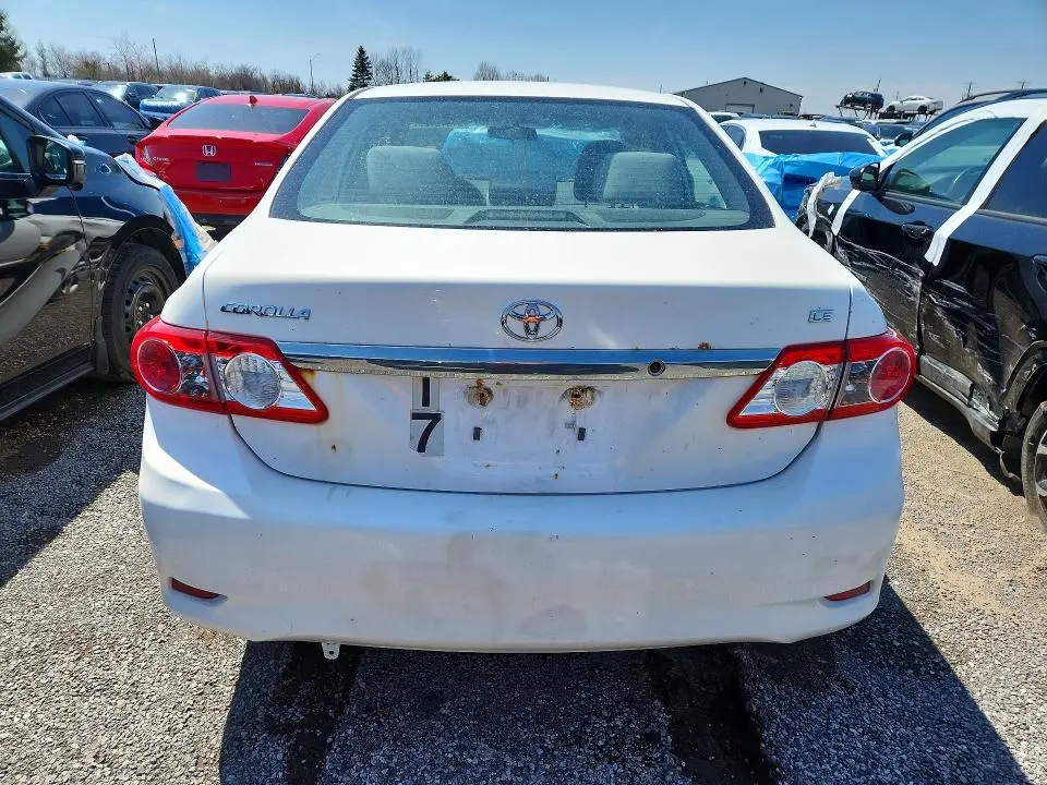 2011 TOYOTA COROLLA BASE  