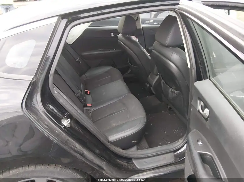 2018 KIA OPTIMA S