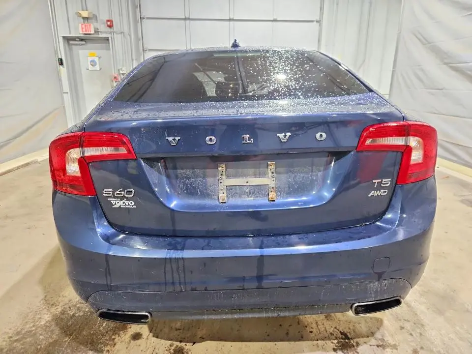 2015 VOLVO S60 PREMIER  