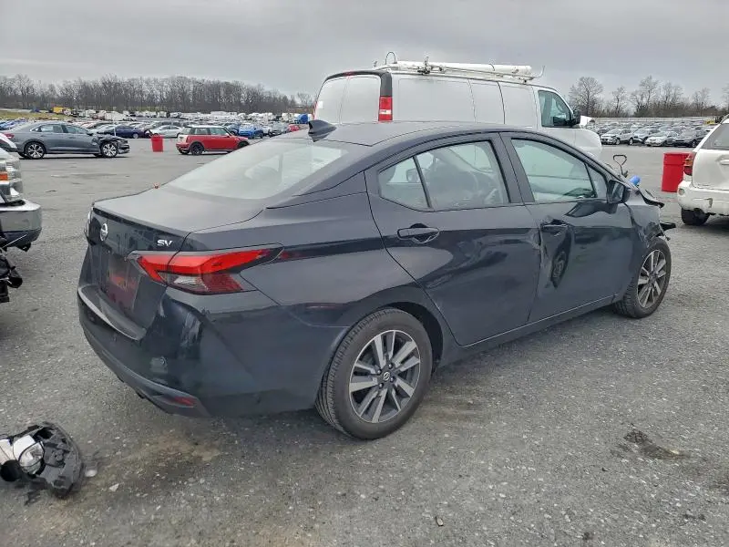 2021 NISSAN VERSA SV  