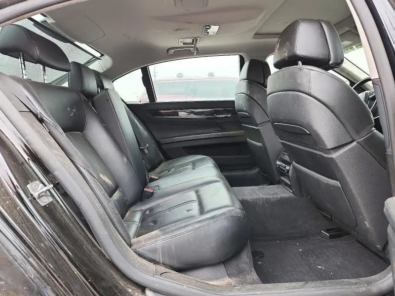 2012 BMW 750 LXI  