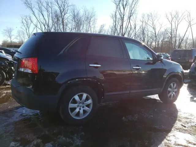 2013 KIA SORENTO LX  