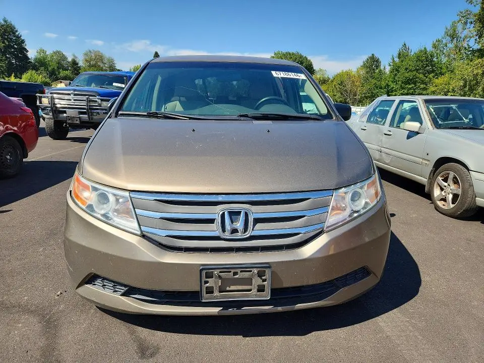 2012 HONDA ODYSSEY LX  