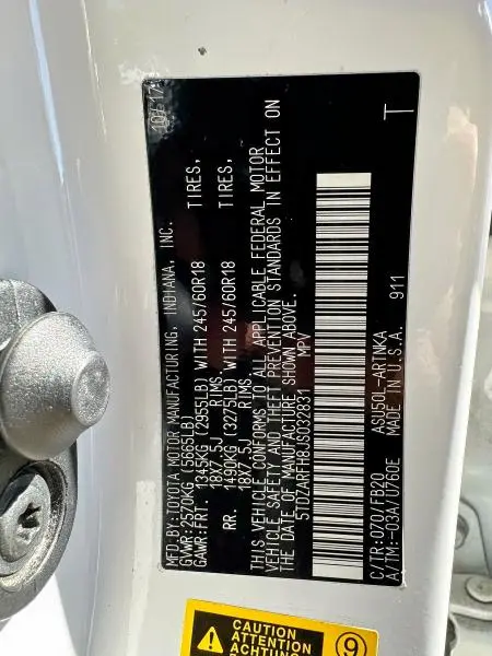 2018 TOYOTA HIGHLANDER LE  