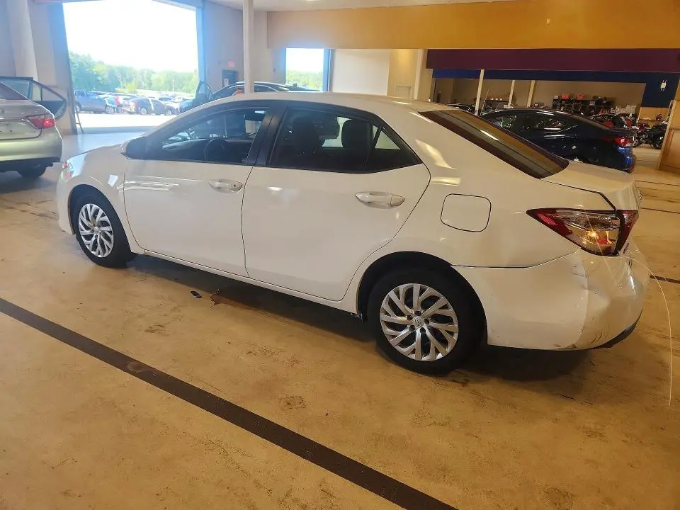 2018 TOYOTA COROLLA LE  