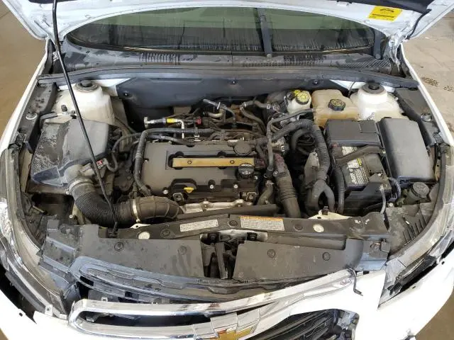 2015 CHEVROLET CRUZE LT  