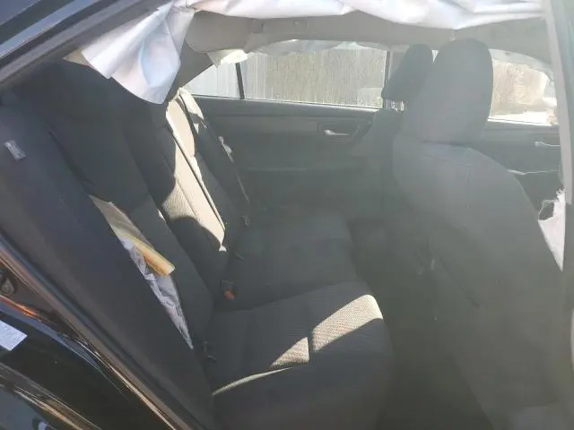 2016 TOYOTA CAMRY LE  