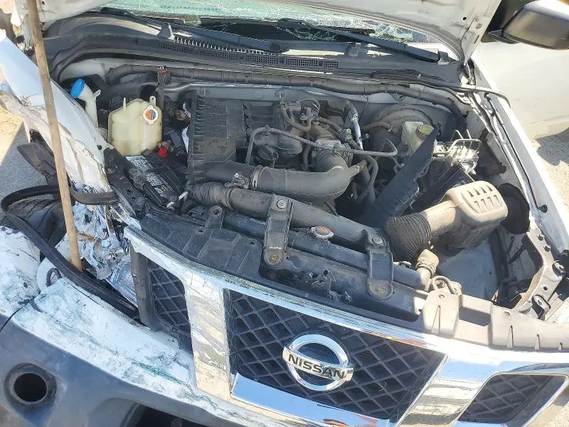 2017 NISSAN FRONTIER S  
