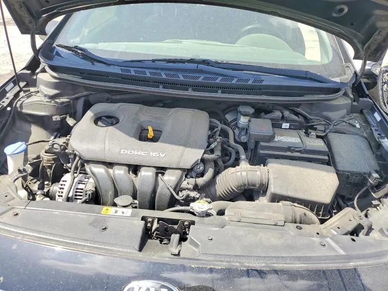 2017 KIA FORTE LX  