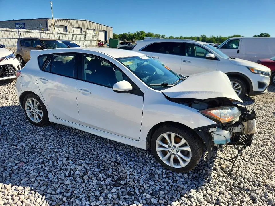 2010 MAZDA 3 S  