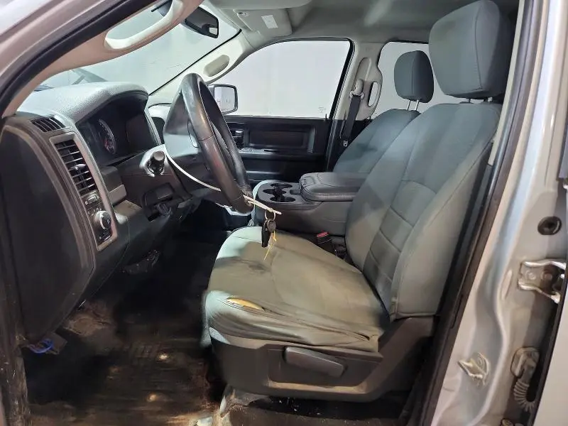 2014 RAM 1500 ST  