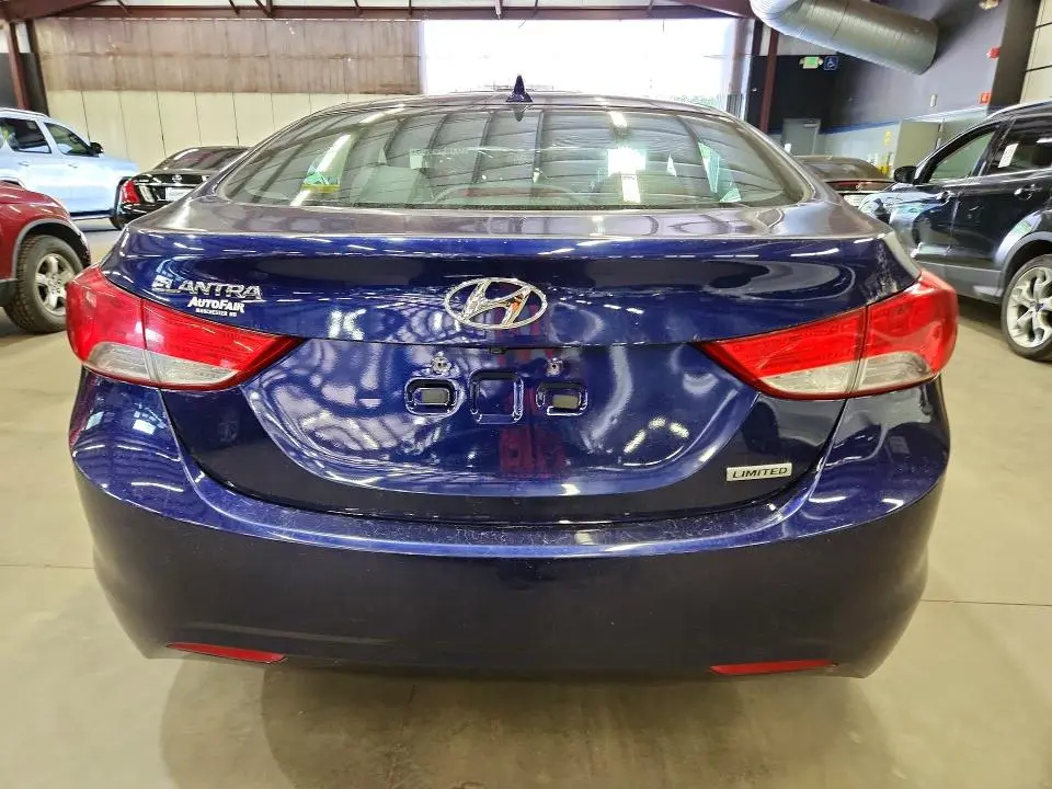 2012 HYUNDAI ELANTRA LIMITED  