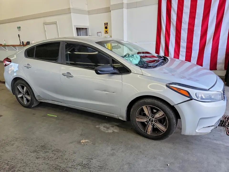 2018 KIA FORTE LX  