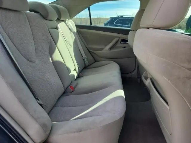 2011 TOYOTA CAMRY BASE  