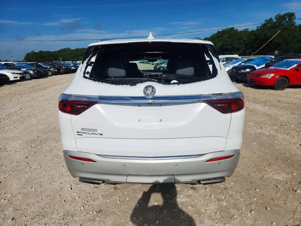 2024 BUICK ENCLAVE ESSENCE  