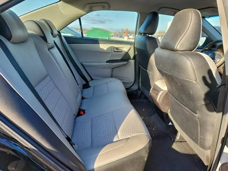 2015 TOYOTA CAMRY LE  