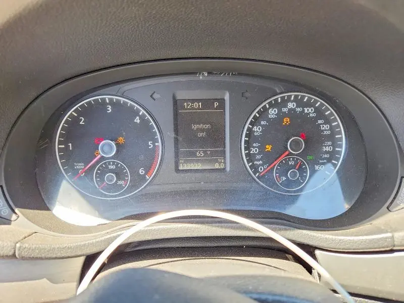 2014 VOLKSWAGEN PASSAT SE  