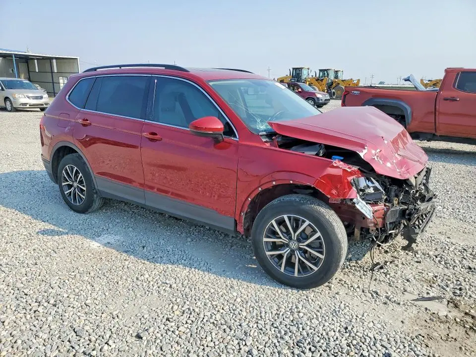2019 VOLKSWAGEN TIGUAN SE  