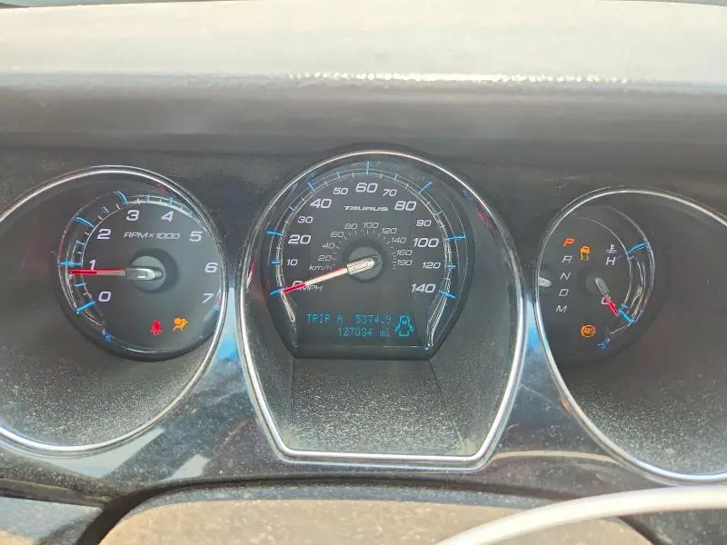 2010 FORD TAURUS LIMITED  