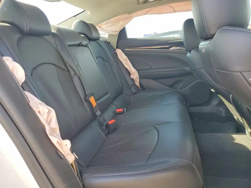 2018 BUICK LACROSSE ESSENCE  