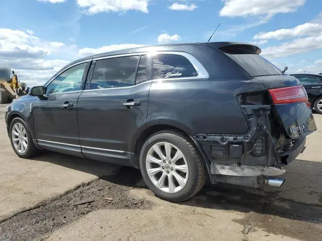 2016 LINCOLN MKT   