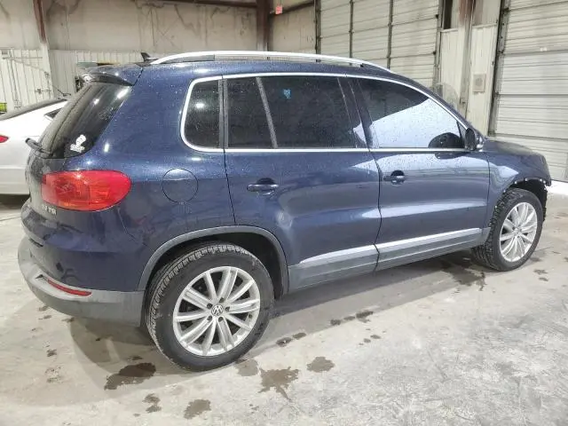 2013 VOLKSWAGEN TIGUAN S  