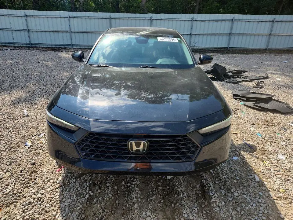2025 HONDA ACCORD LX  
