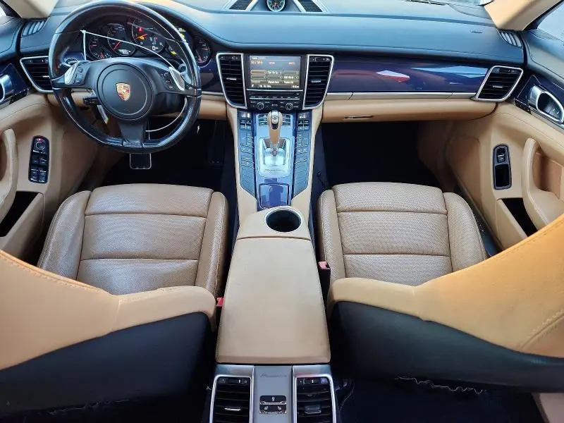 2015 PORSCHE PANAMERA 2  