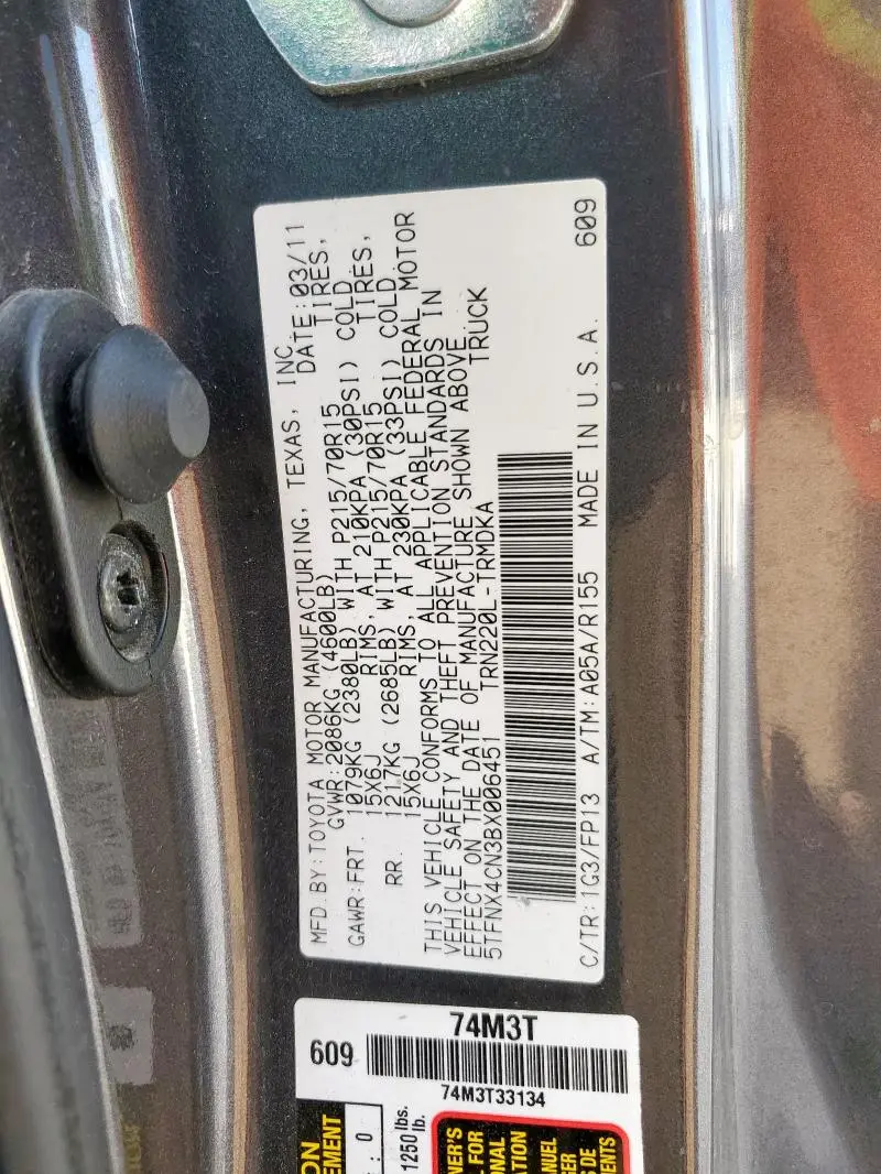2011 TOYOTA TACOMA   