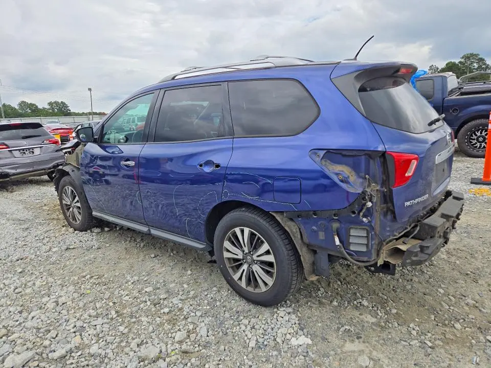 2017 NISSAN PATHFINDER SV  