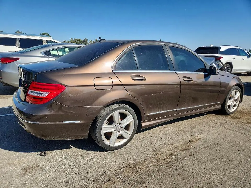 2013 MERCEDES-BENZ C 250  