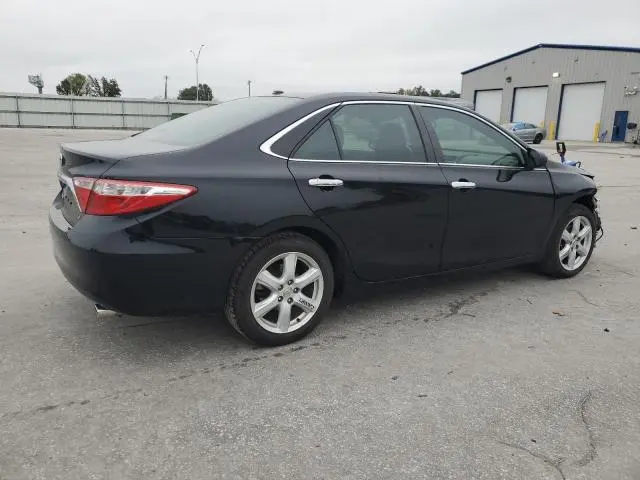 2015 TOYOTA CAMRY LE  