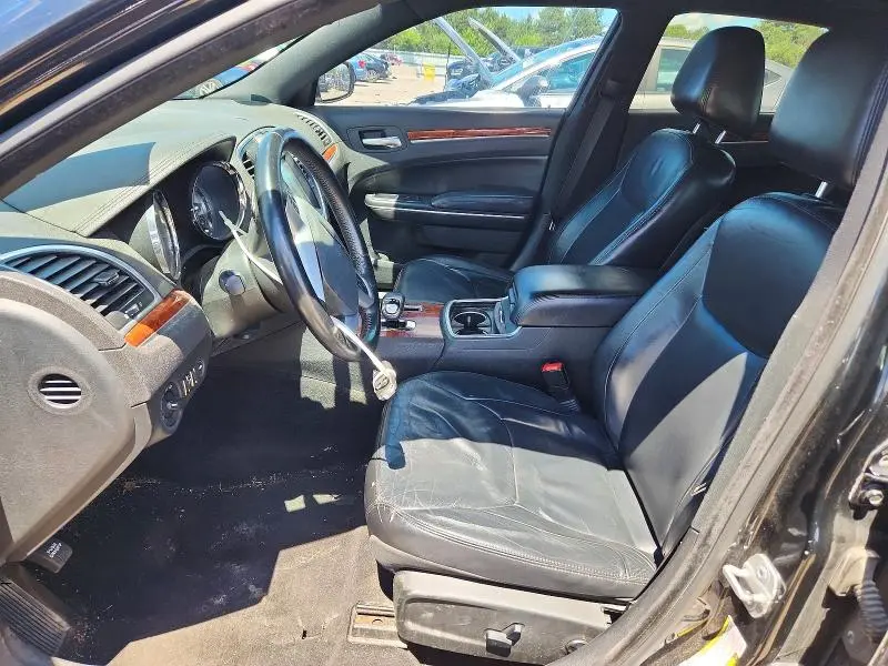 2014 CHRYSLER 300   