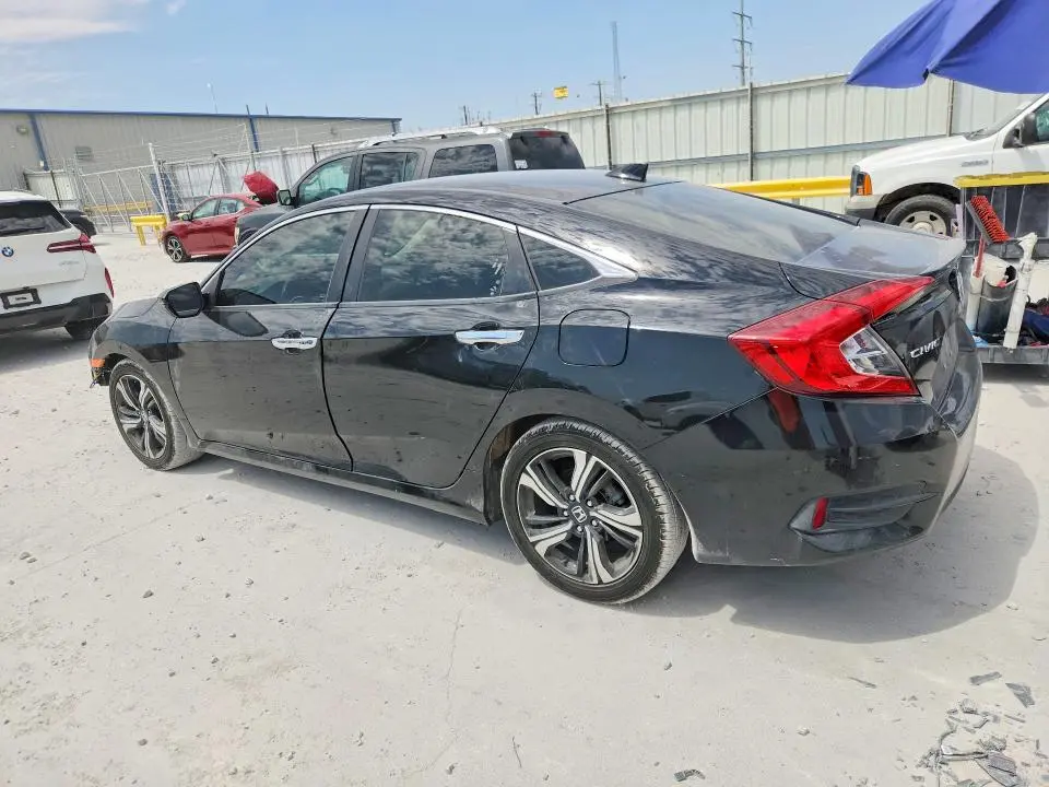 2018 HONDA CIVIC TOURING  