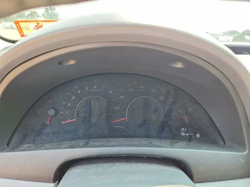 2011 TOYOTA CAMRY XLE V6  