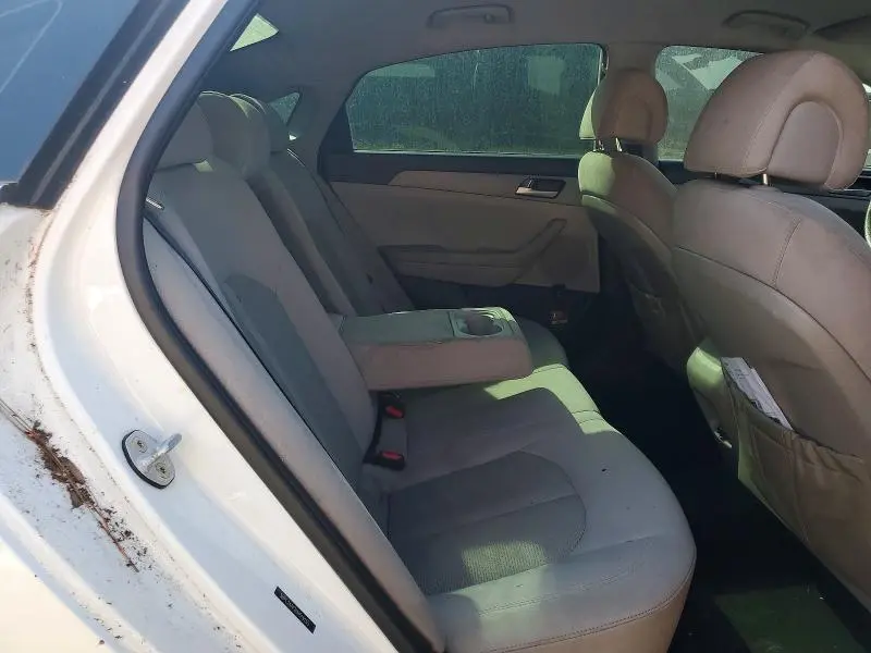 2017 HYUNDAI SONATA SE  