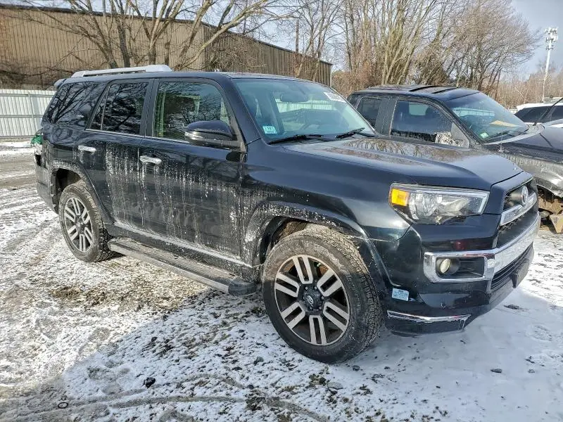 2017 TOYOTA 4RUNNER SR5/SR5 PREMIUM  