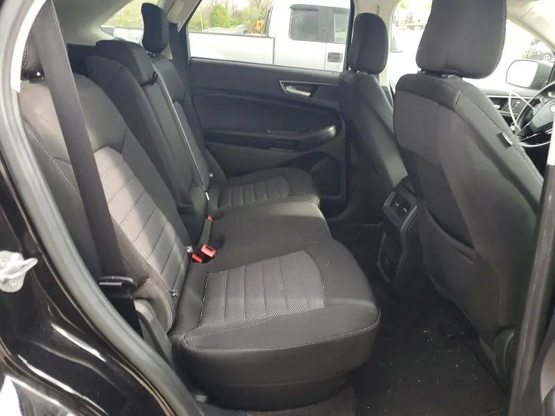 2020 FORD EDGE SE  