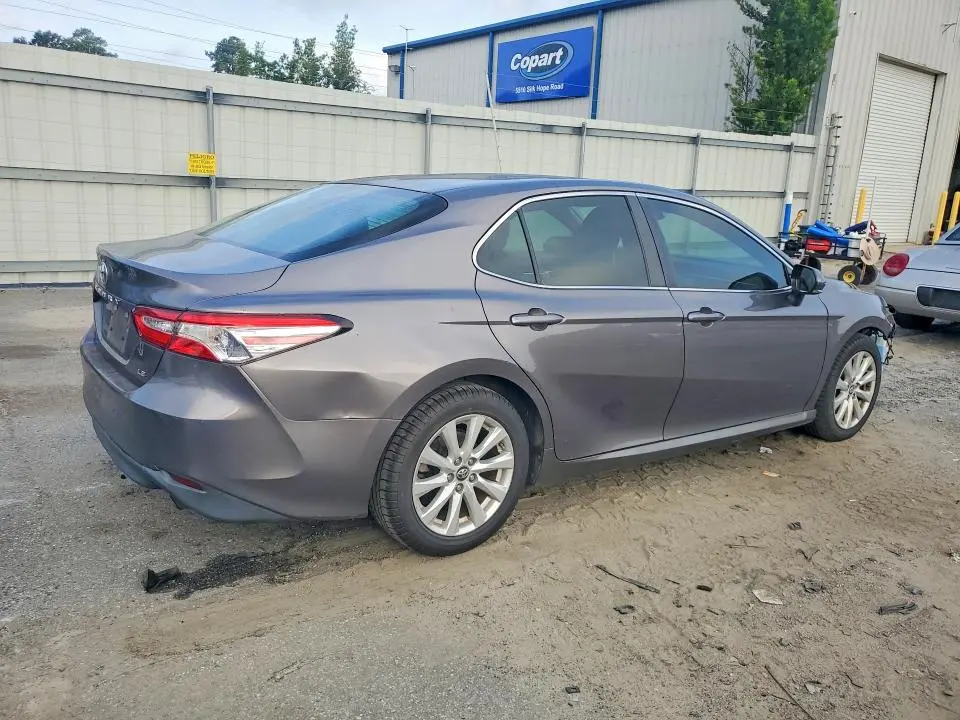 2018 TOYOTA CAMRY LE  