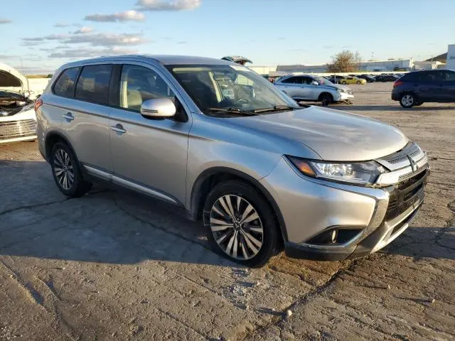 2019 MITSUBISHI OUTLANDER SE  