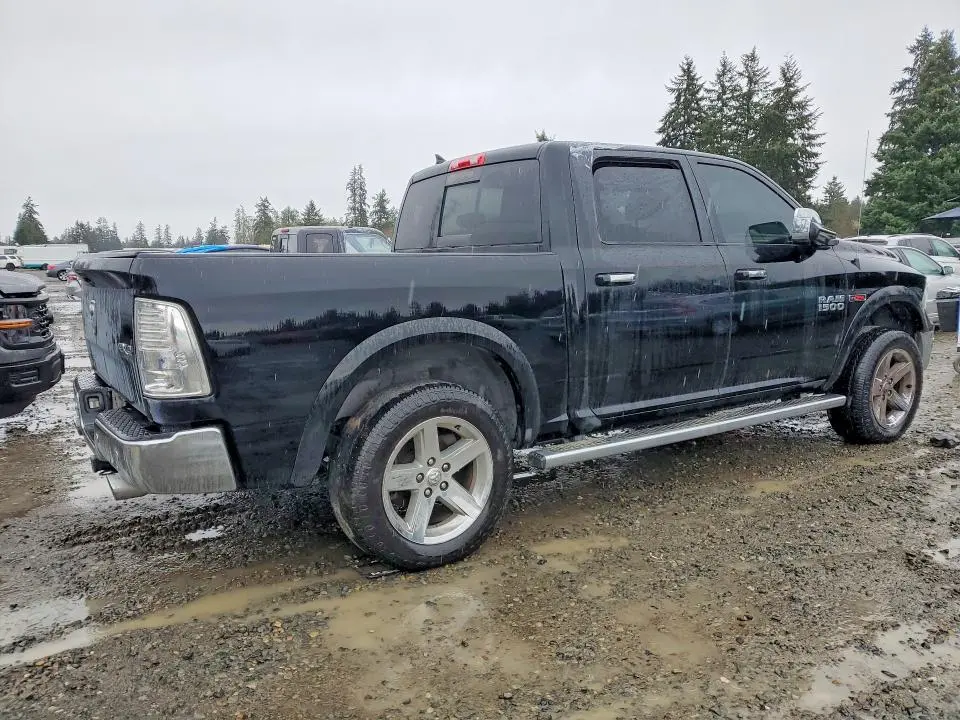 2015 RAM 1500 LARAMIE  